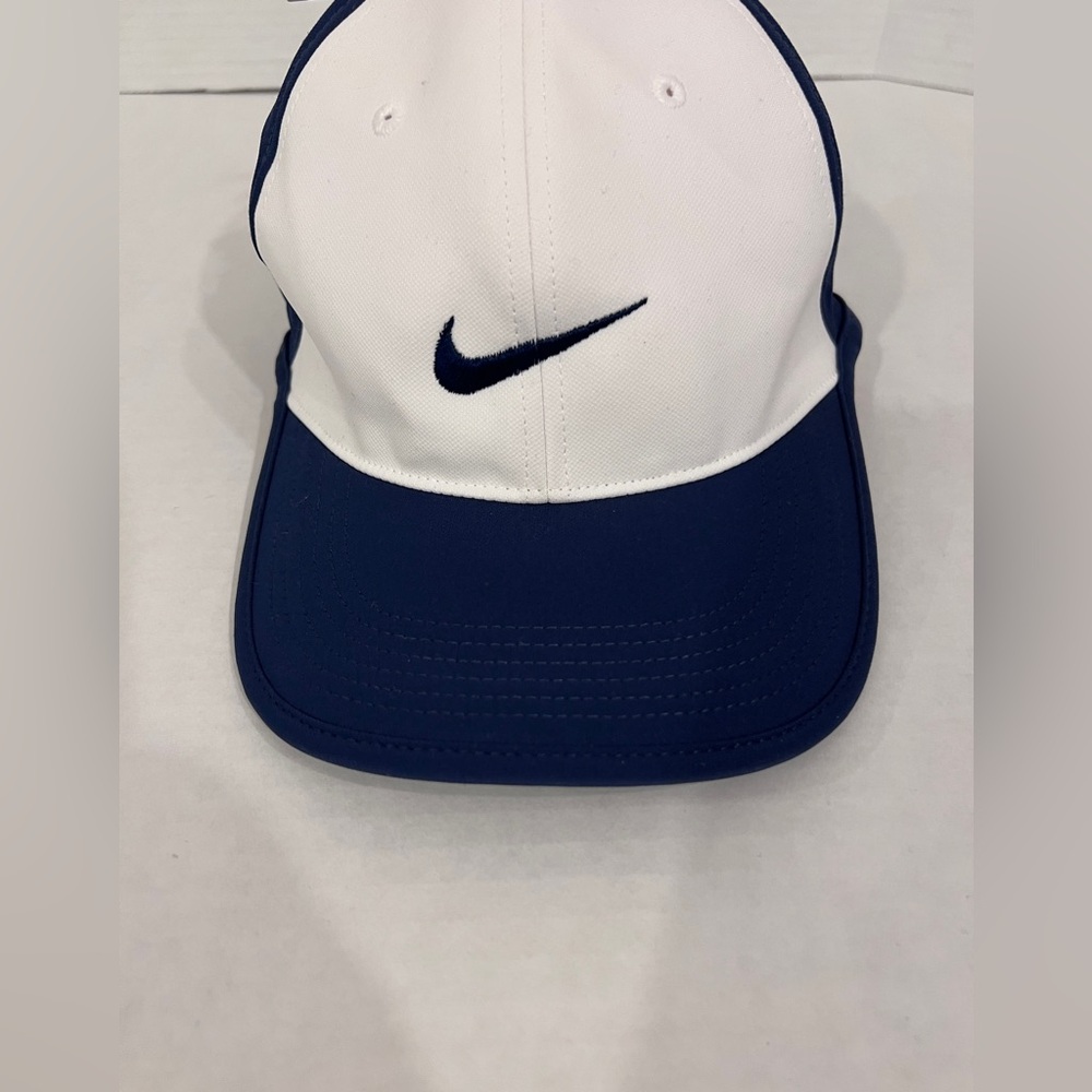 Nike Golf White and Blue Cap Hat